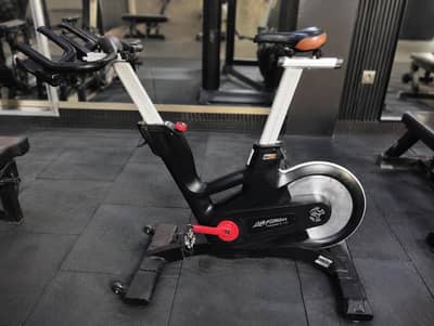 Original Life Fitness ICG IC7 Commercial Spin Bike