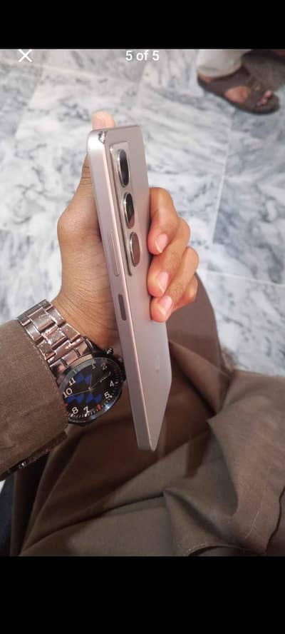 Itel City 100