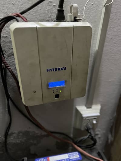 Hyundai ups 1000 wat brand neq condtition only some mounth used