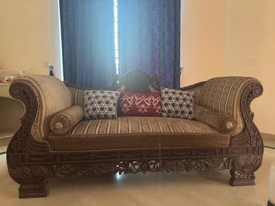 Dewaan sofa