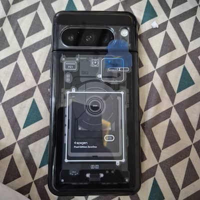 SPIGEN ZERO ONE PIXEL 8 PRO