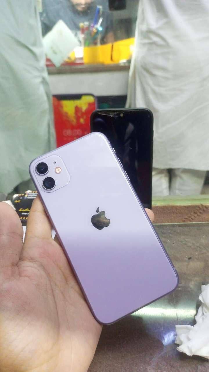 Apple iPhone 11 0