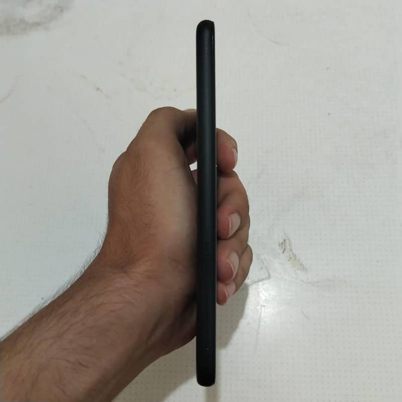 Google Pixel 4a 3