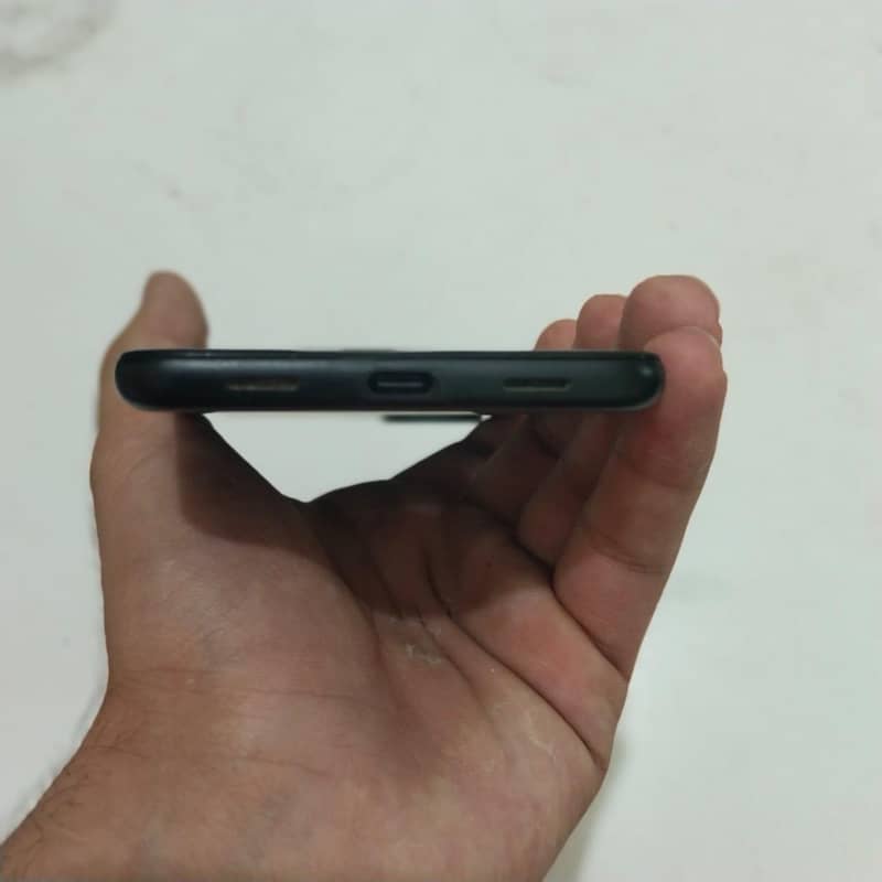 Google Pixel 4a 4