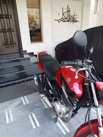 Yamaha YBR 125