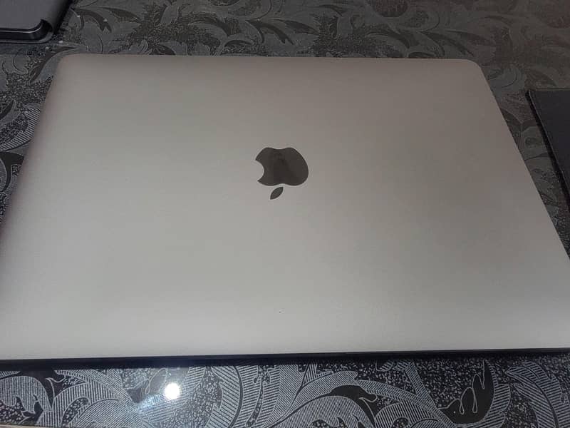 Macbook pro m2 0