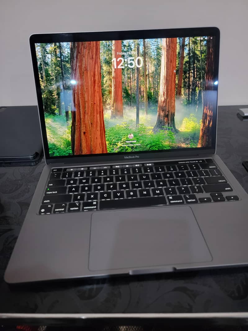 Macbook pro m2 1