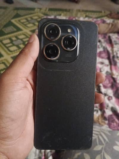 Tecno Spark 20 Pro 8.256