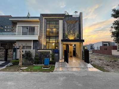 5 Marla Lavish Bungalow For Sale In DHA Phase 6 - Modern Design & Prime Location