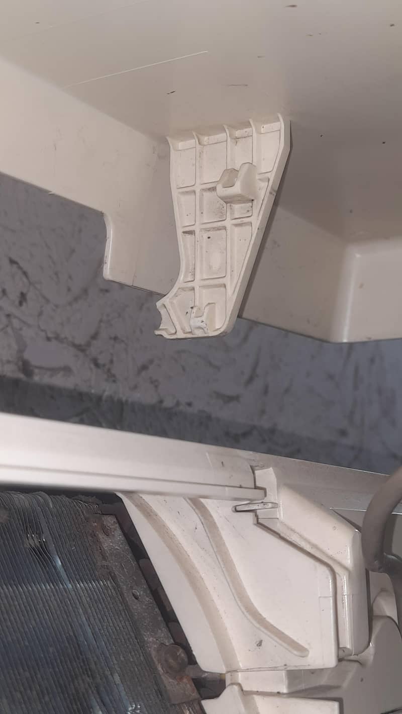Dowlance Split AC 1.5 Ton 4