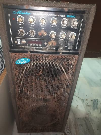 speaker with amplifier