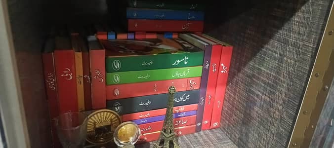 Books available on 40% discount