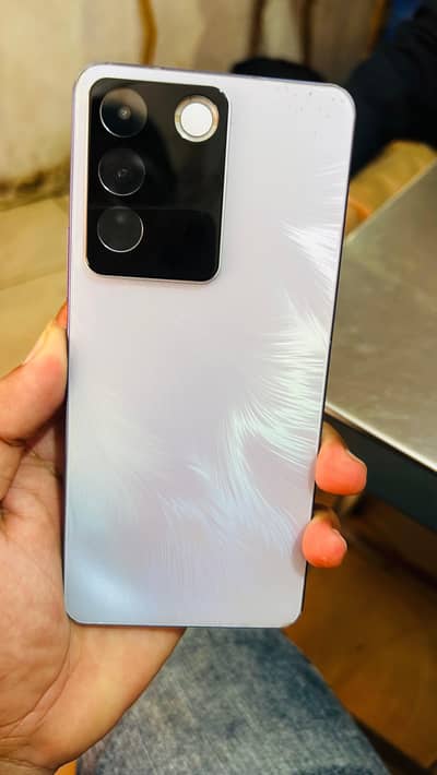 Vivo V27e