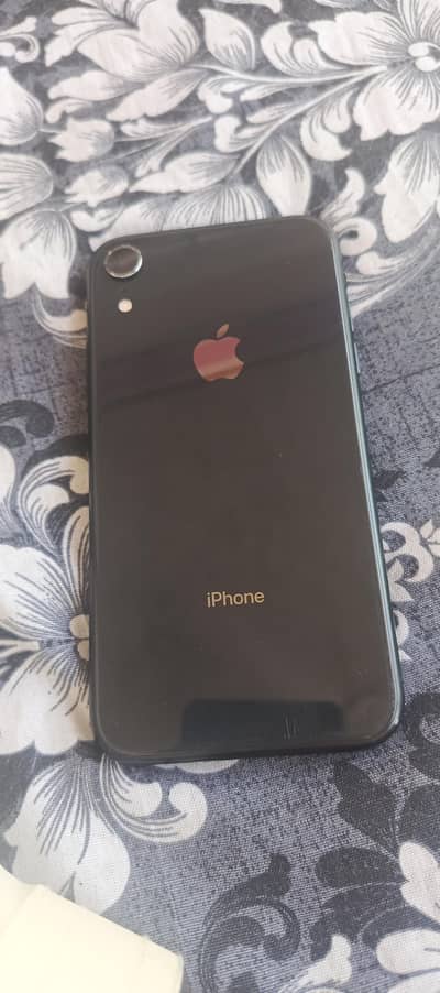 Apple iPhone XR