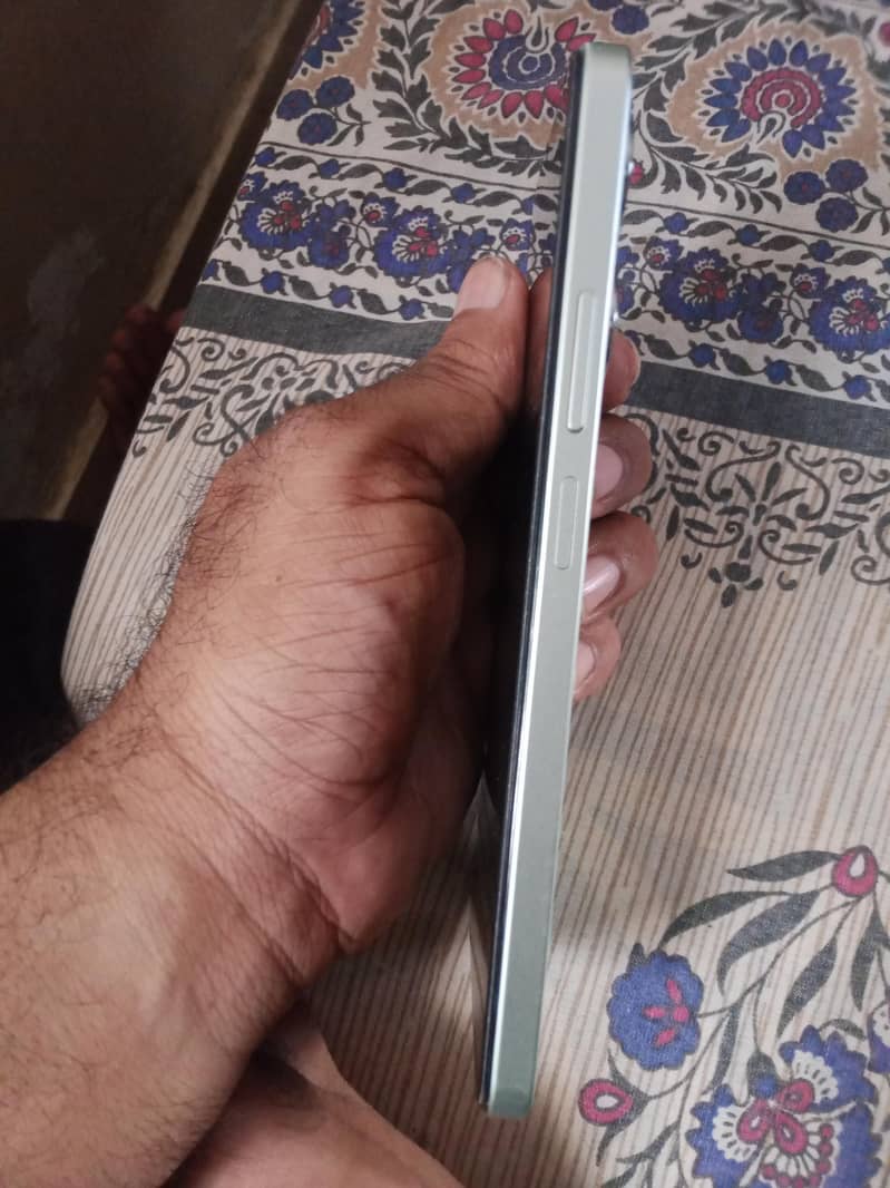 Realme Note 60x 4