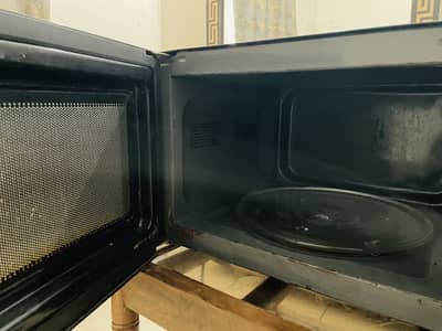 Microwave oven kenwood 25L