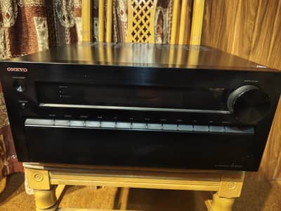 Onkyo pr sc5530 11.2 channel dolby atmos preamp(denon marantz anthem)