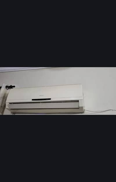 Gree 1.5 ton ac