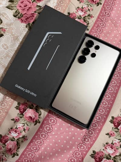 Samsung Mobile S25 Ultra