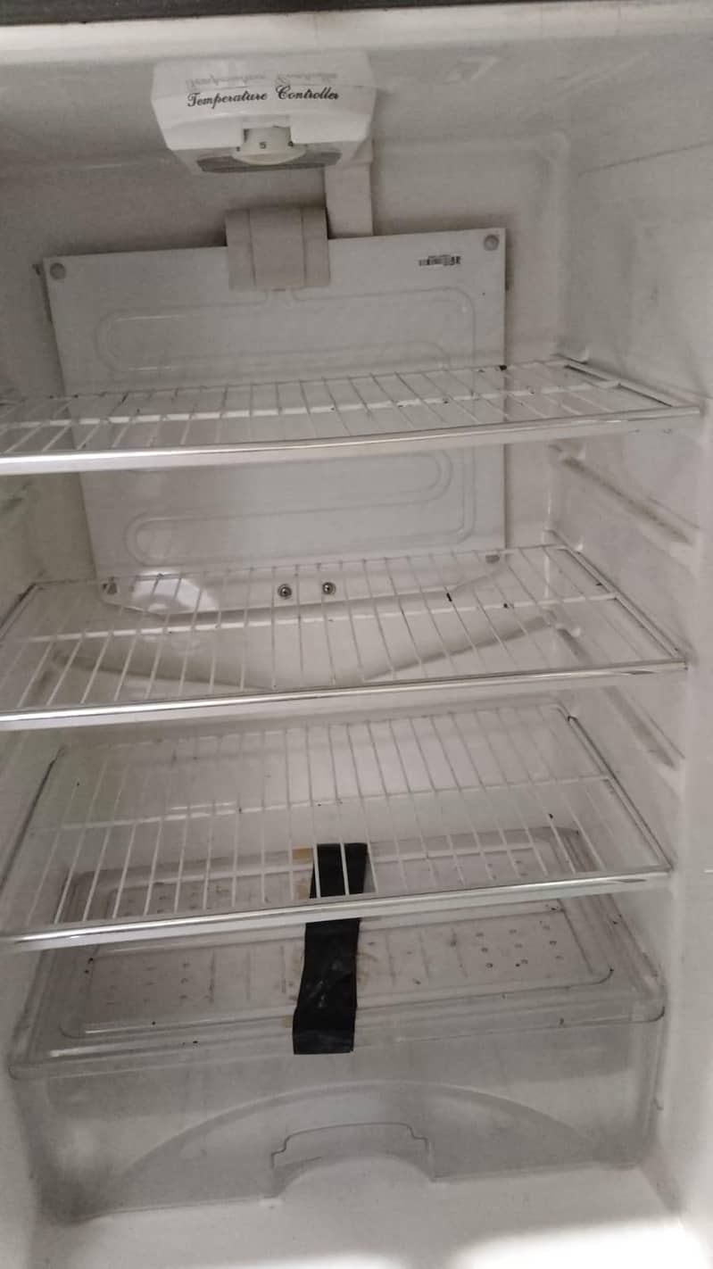fridge 0