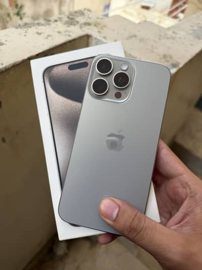 Apple iPhone 15 Pro Max jv with box