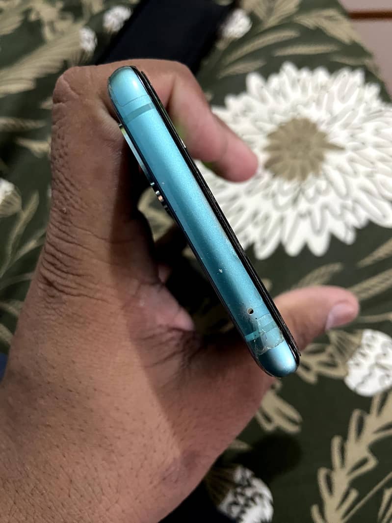 One Plus 8T 4