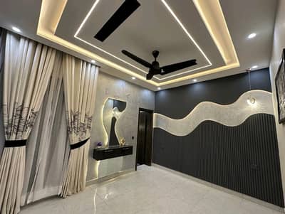 In Bahria Town - Sector E House Sized 5 Marla For sale
