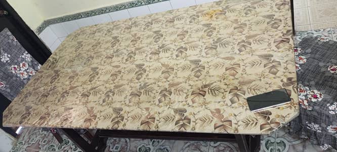 06 seater dinning table