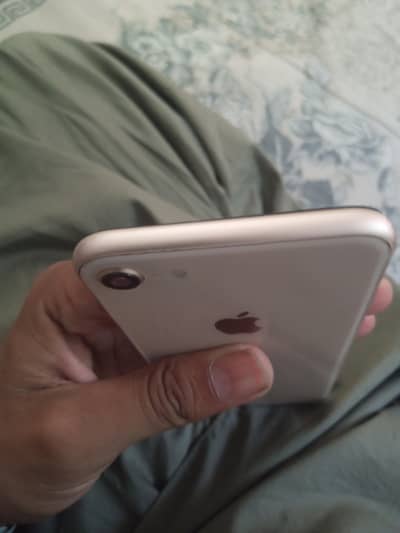 Apple iPhone 8 64 finger ok