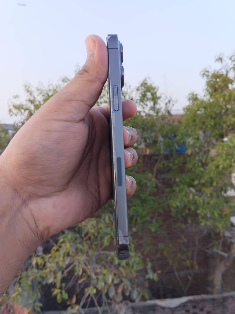 Iphone 13 pro max 2