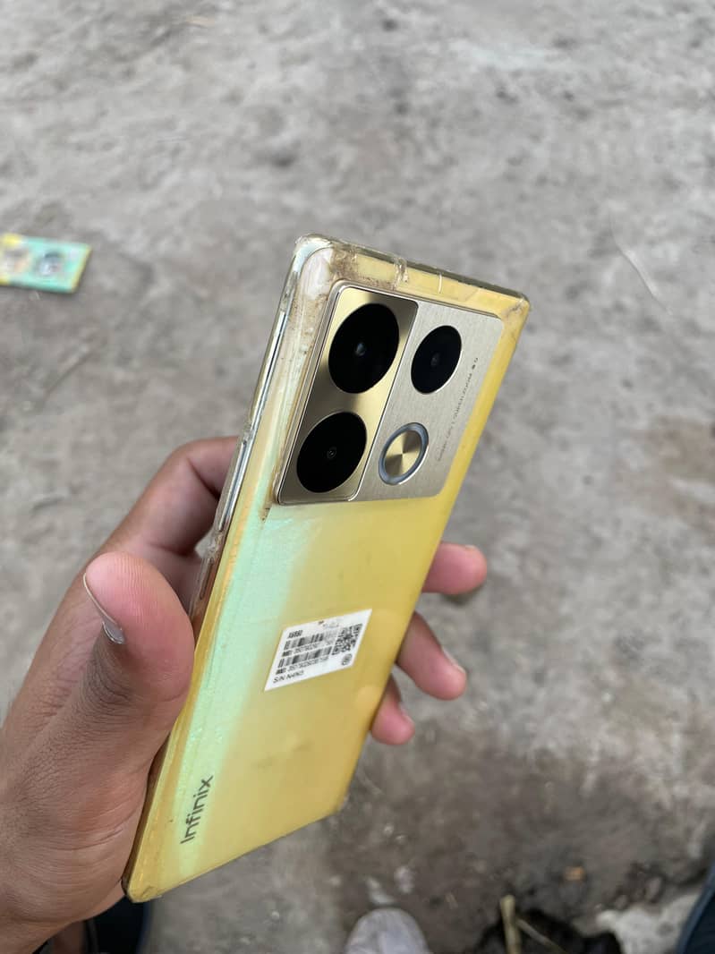 infinx note 40 pro 4