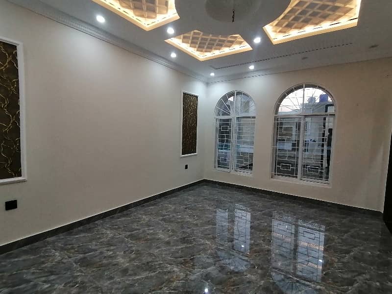 Book House Today In Rustam Park - Houses - 1114938533