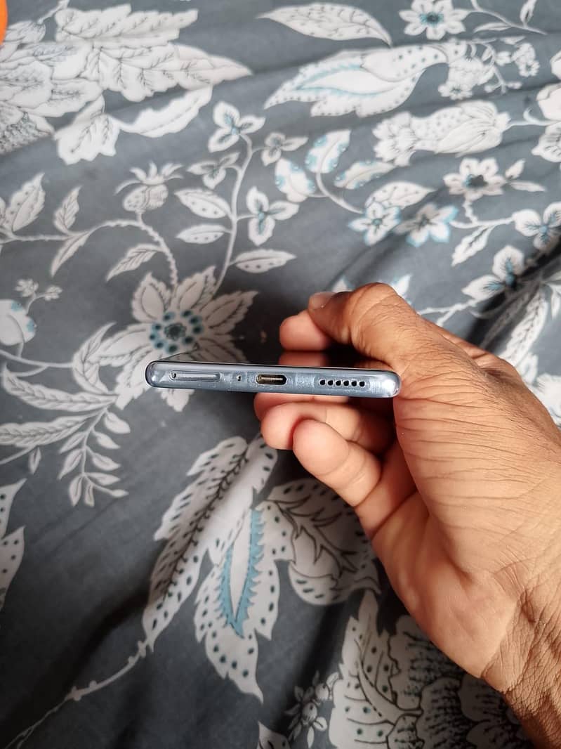 Tecno CAMON 30S 9