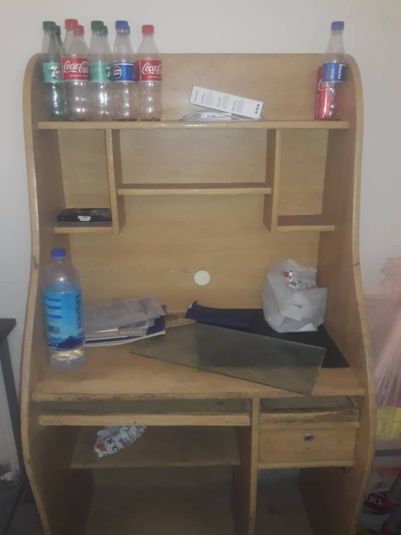 computer table 1