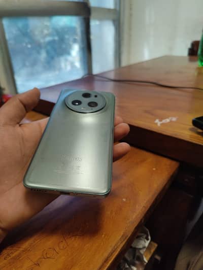 Honor Magic 5 Pro 12/512