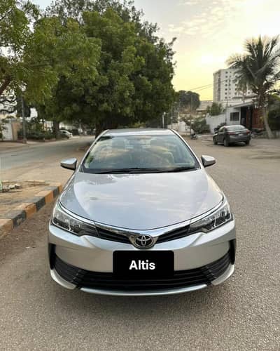 Toyota Altis 1.6 Automatic Top of the line virent