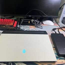 Alienware m15 R2 2
