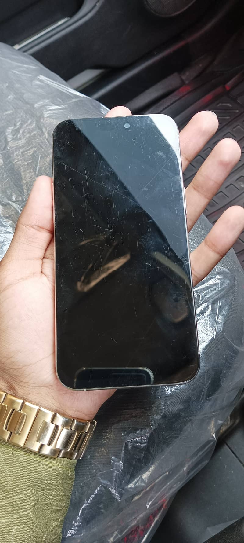 Iphone 15 pro max 4