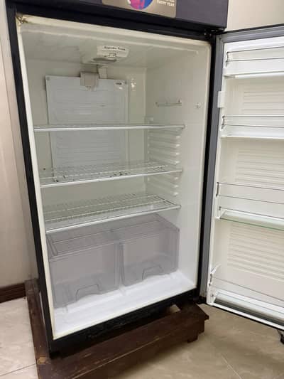full suze regirater with best condition