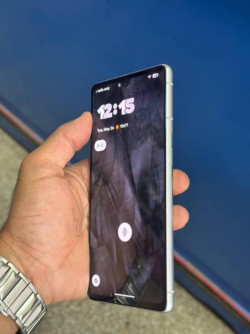 Google Pixel 7 4