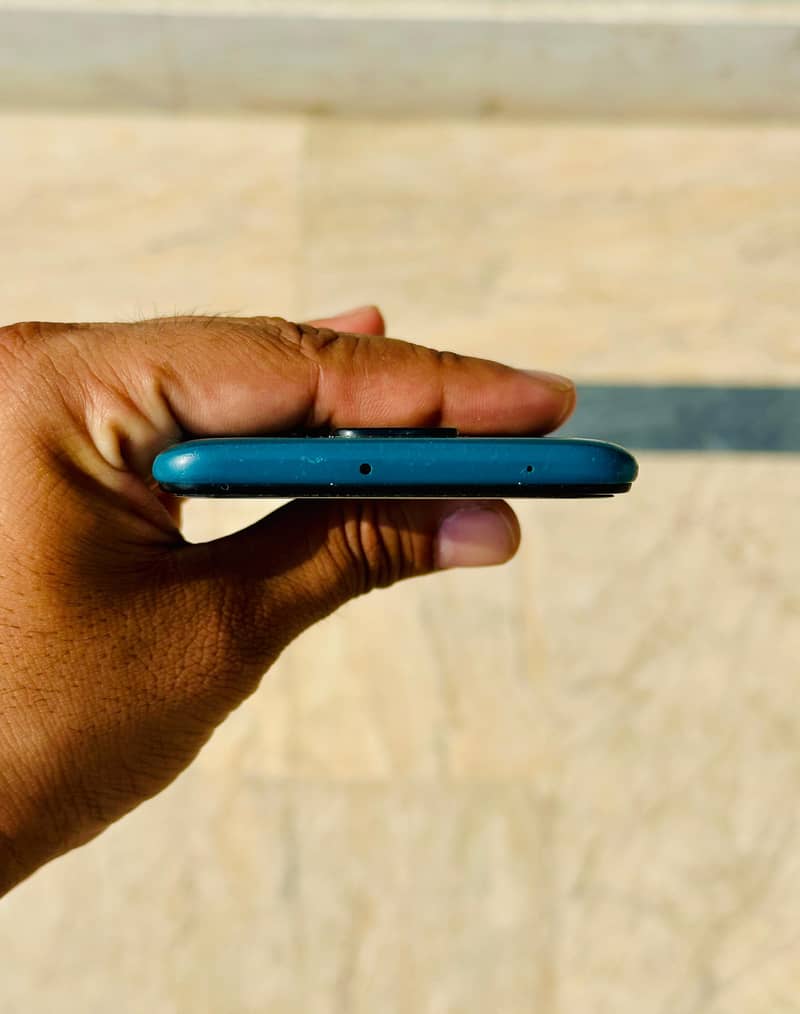 Xiaomi Redmi Note 9 5