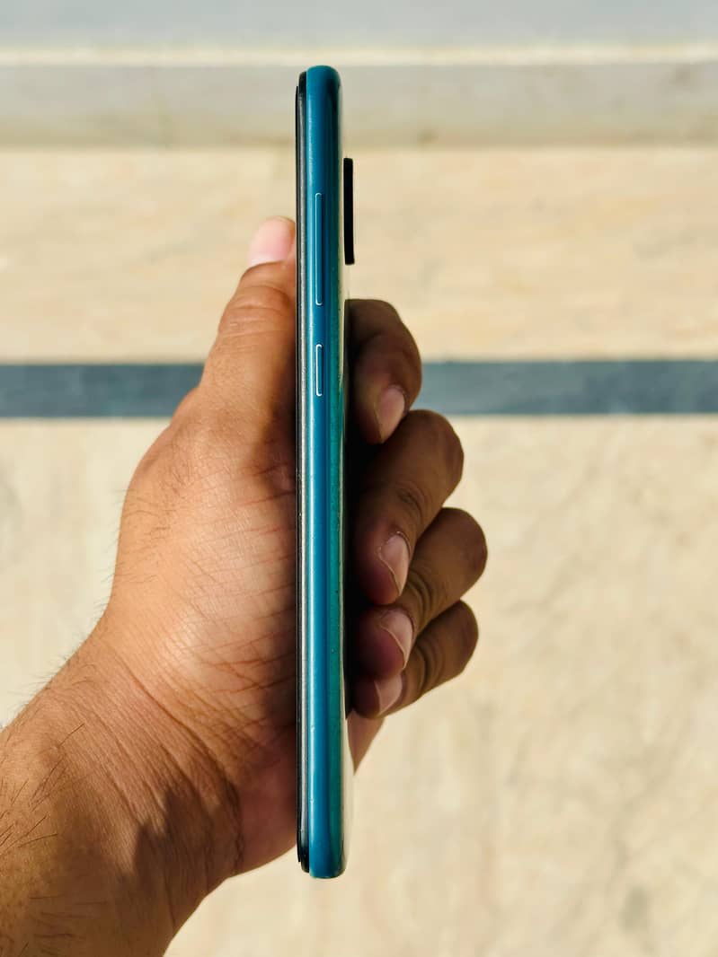 Xiaomi Redmi Note 9 7