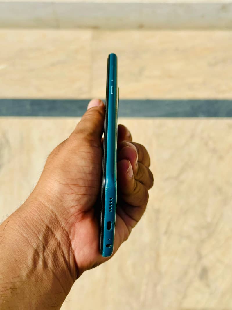 Xiaomi Redmi Note 9 11
