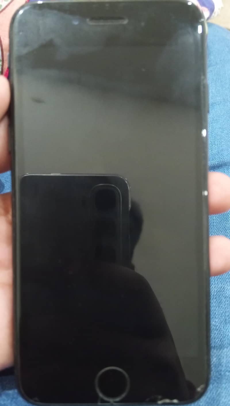 Apple iPhone 7 2