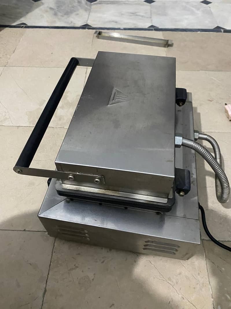 Waffle maker 1
