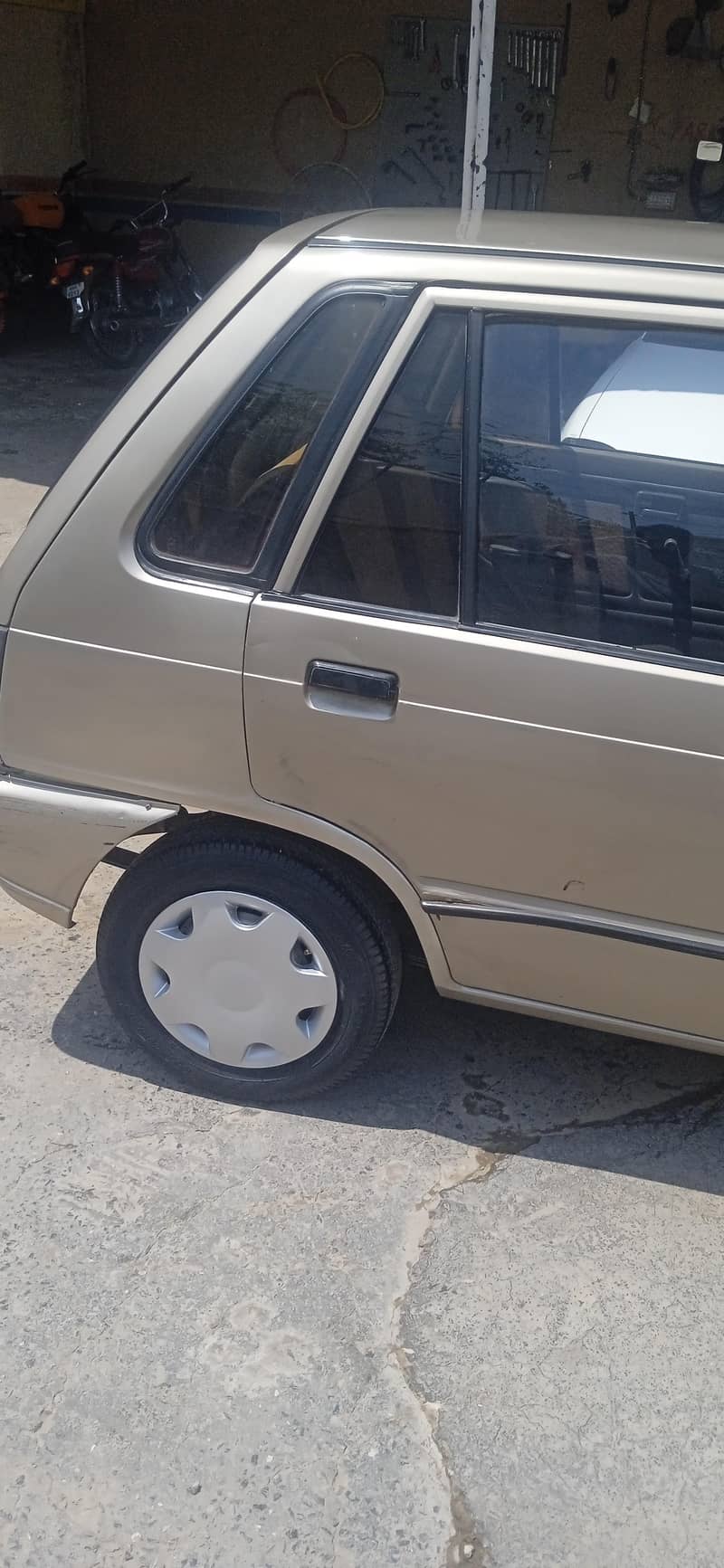 Mehran vxr 2016 model 13