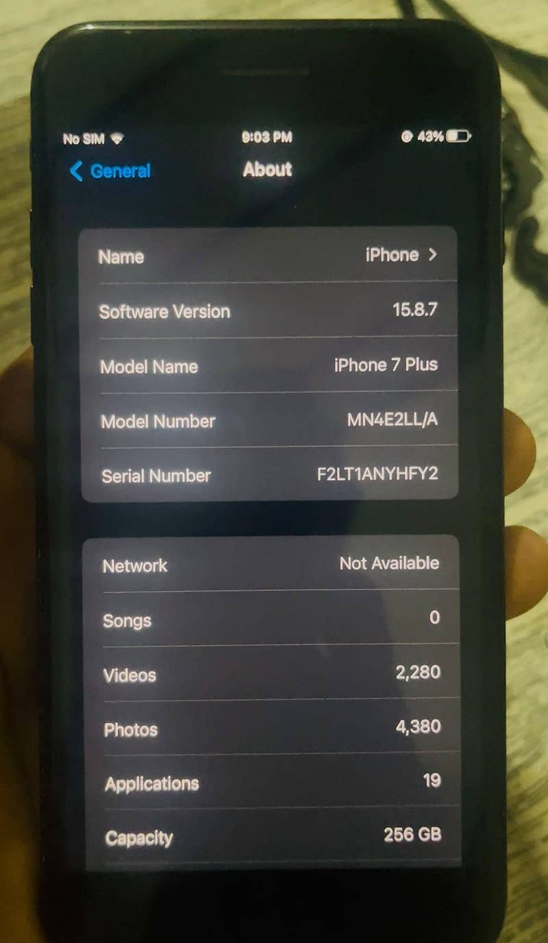 Apple iPhone 7 Plus 2