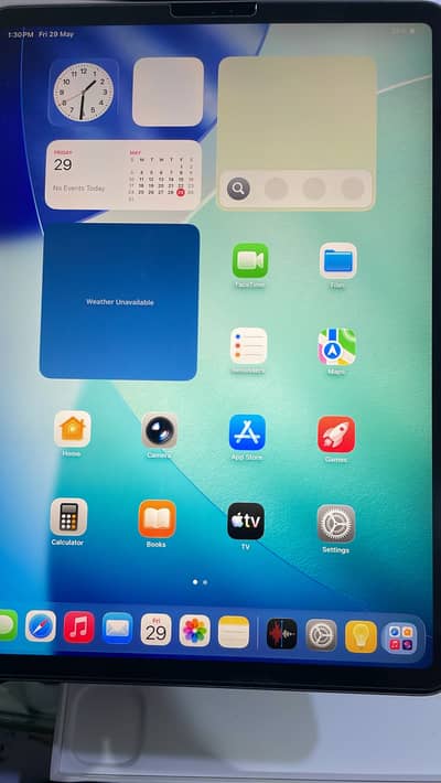 Apple Ipad pro 2nd generation 11 inch 256GB with original charger
