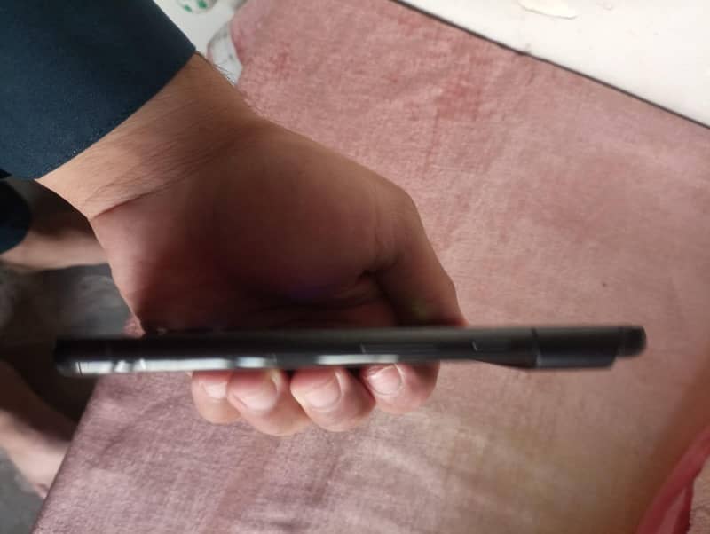Google Pixel 8 2