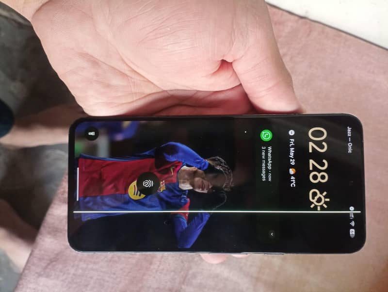 Google Pixel 8 3